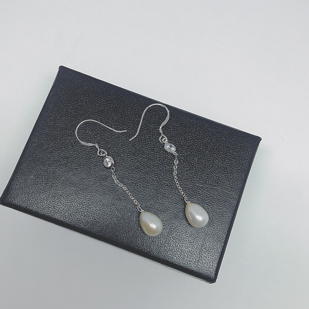 Freshwater Pearl Drop Sterling Silver Earring - Picture 7 of 7